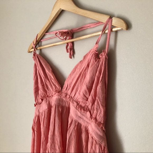Ruffle Halter Dress - Picture 4 of 8